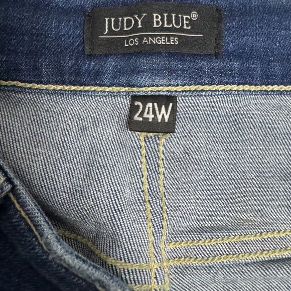 Judy Blue Plus Size 24W Mid Rise‎ Raw Hem Destroyed Skinny Jeans - Picture 5 of 9